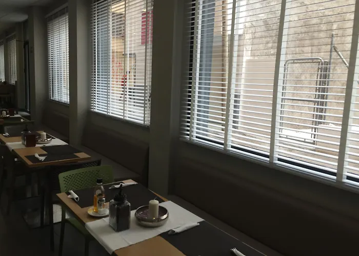 La Perla Hotel Almería