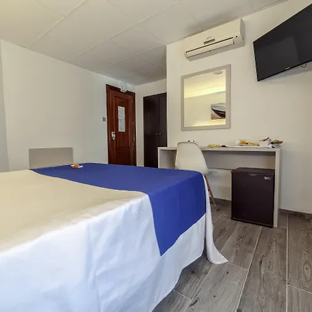 La Perla Hotel