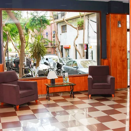 Hotel La Perla 2*
