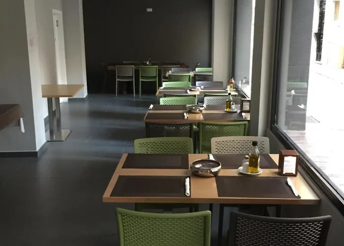 Hotel La Perla 2*